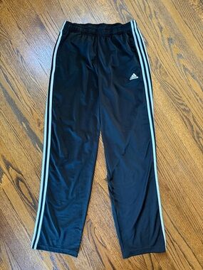 B40 adidas Women’s Large Tall Black Track Pants with White Three-Stripes